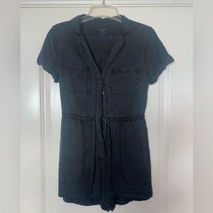 Abercrombie & Fitch Romper. Black. Size XS